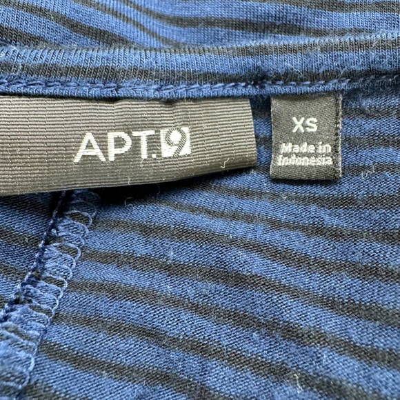 Women's APT. 9 Top XS Blue Black Striped - Picture 3 of 6